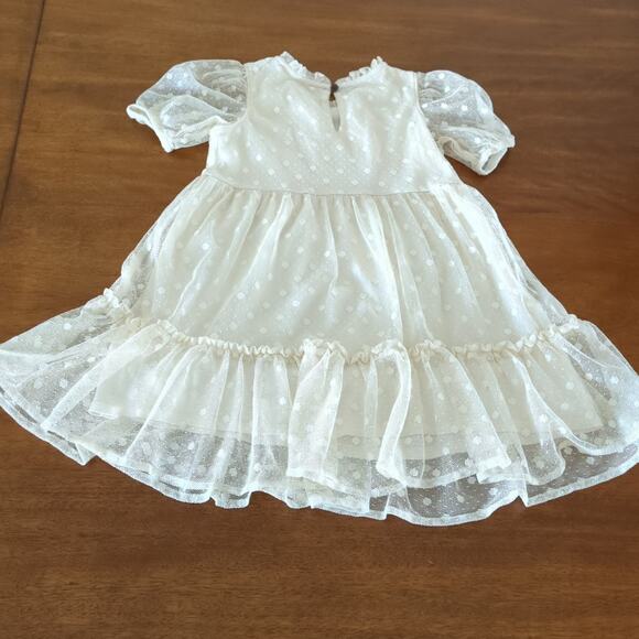Girls short sleeve mesh lace cream color Dress size 5T GUC - Picture 6 of 8